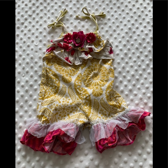 Peaches And Cream Other - Vintage looking romper by Peaches and Cream 🌺